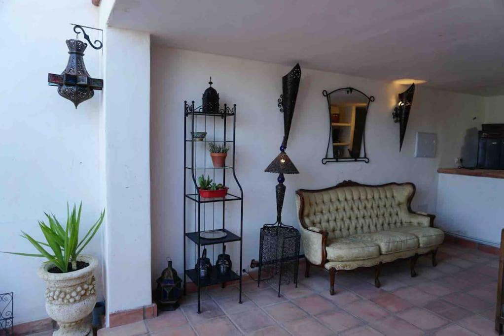 Eagles Nest - Massive townhouse with Pool with outstanding views photo 3