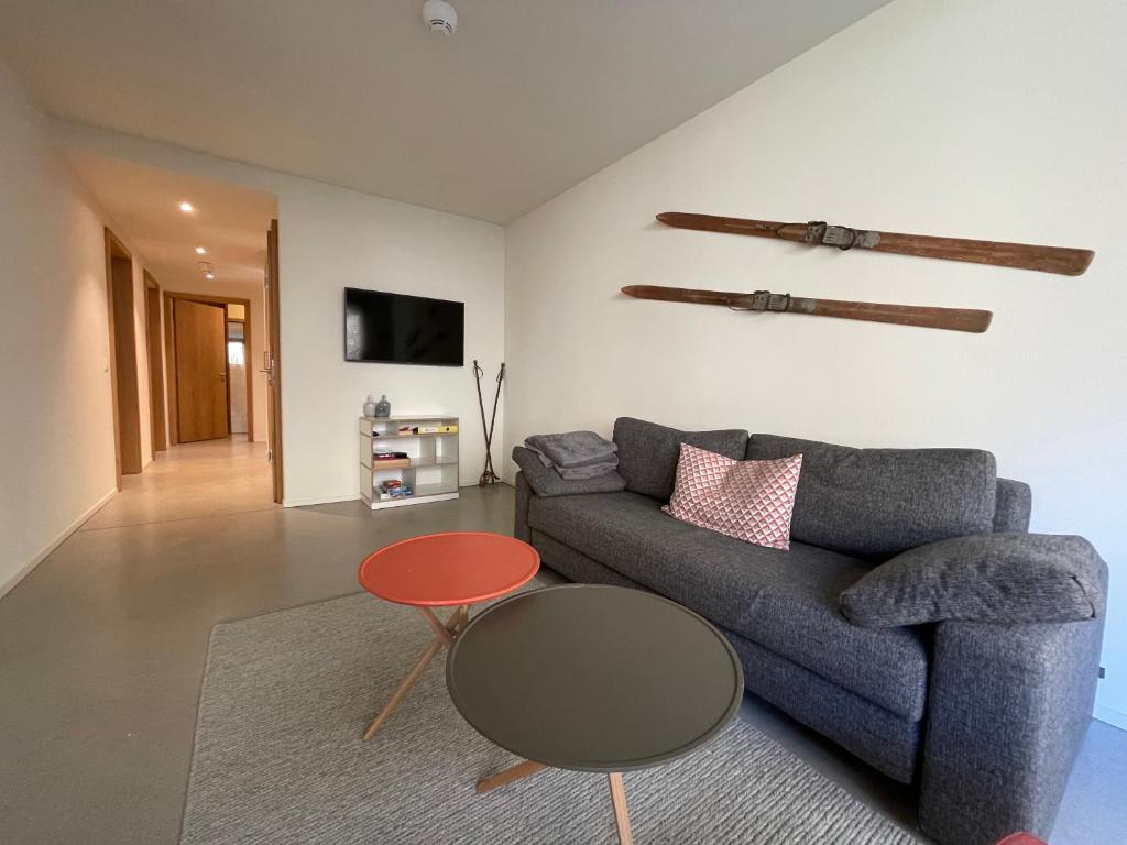 Ferienwohnung 3,5 Zimmer direkt an Ski- und Bikepiste photo 4