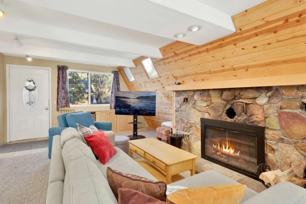 The Pyramid In Big Bear #2124 by Big Bear Vacations photo 3