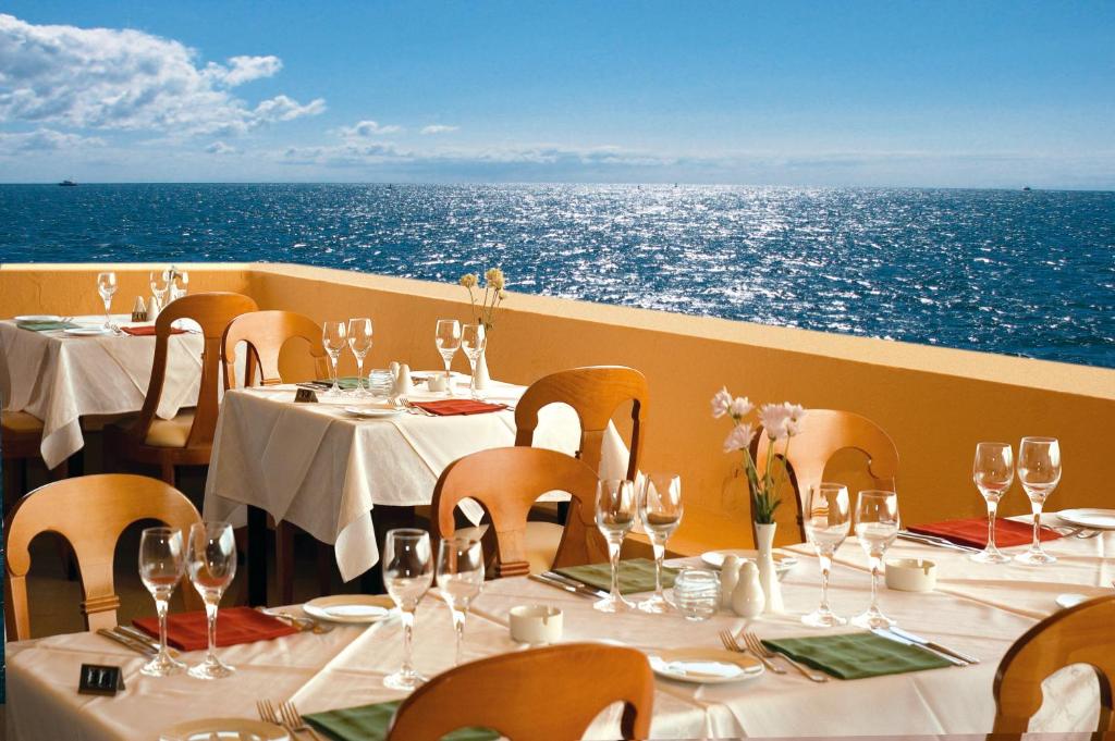 Sunshine Corfu Hotel And Spa photo 3