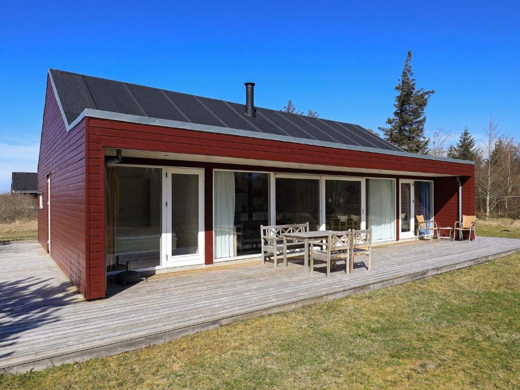 8 person holiday home in Brovst