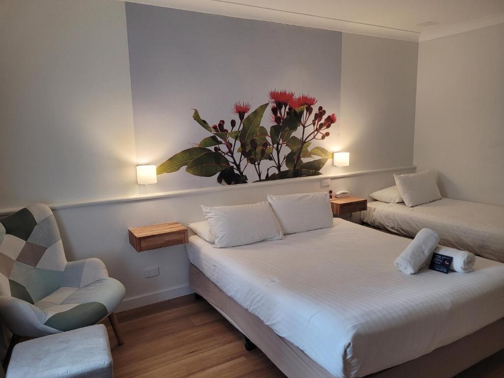 SureStay Hotel by Best Western The Clarence on Melville photo 1