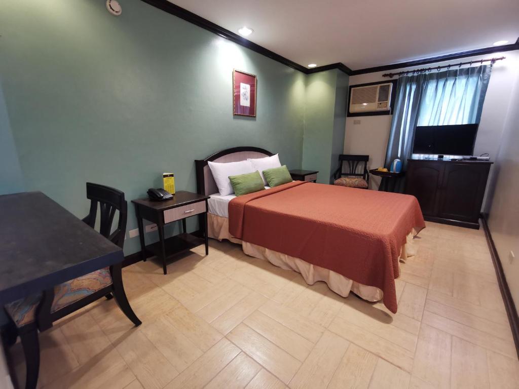 Tagaytay Country Hotel photo 1