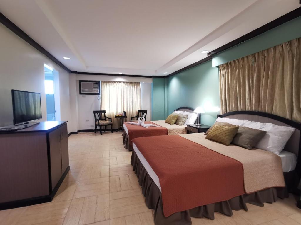 Tagaytay Country Hotel photo 3