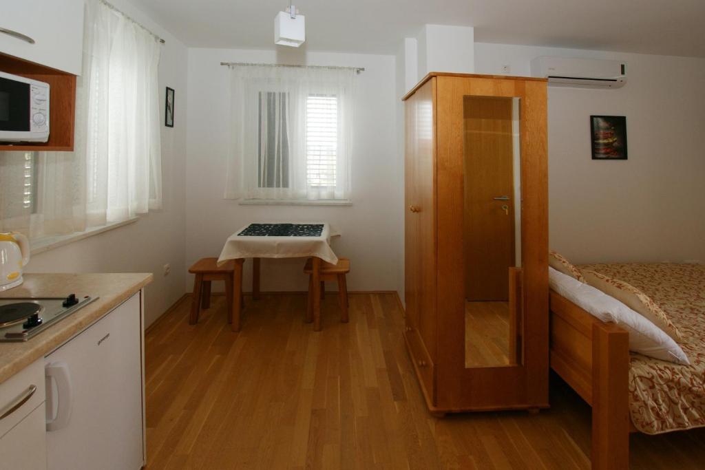 Villa Trio Srima photo 4