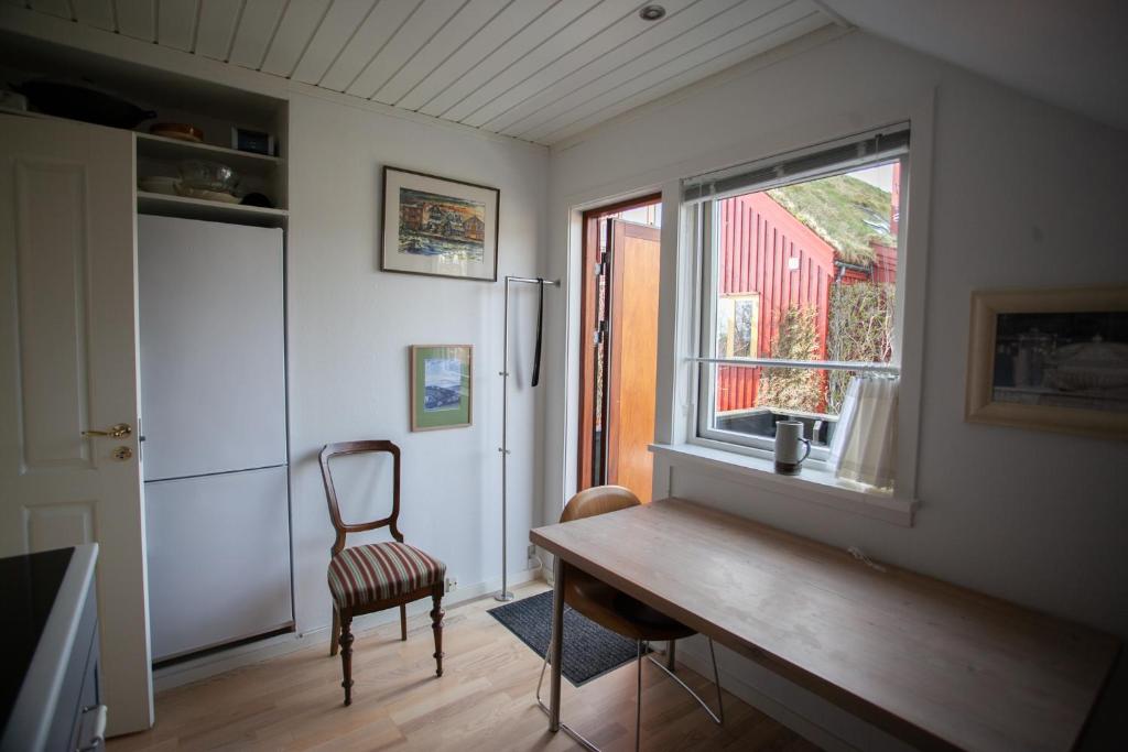 Loft / Nature / Sandagerð / Walks / Free Parking photo 3