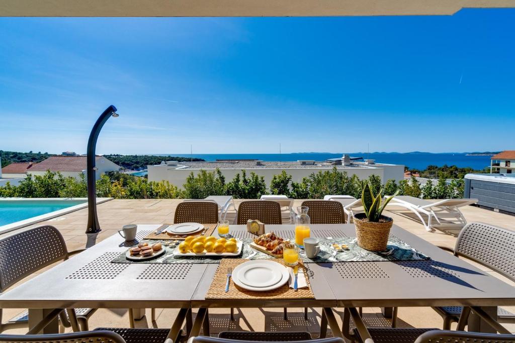 New! Seaview Villa Dolac with heated pool, a Hot tub, Finnish sauna and Billiards photo 1