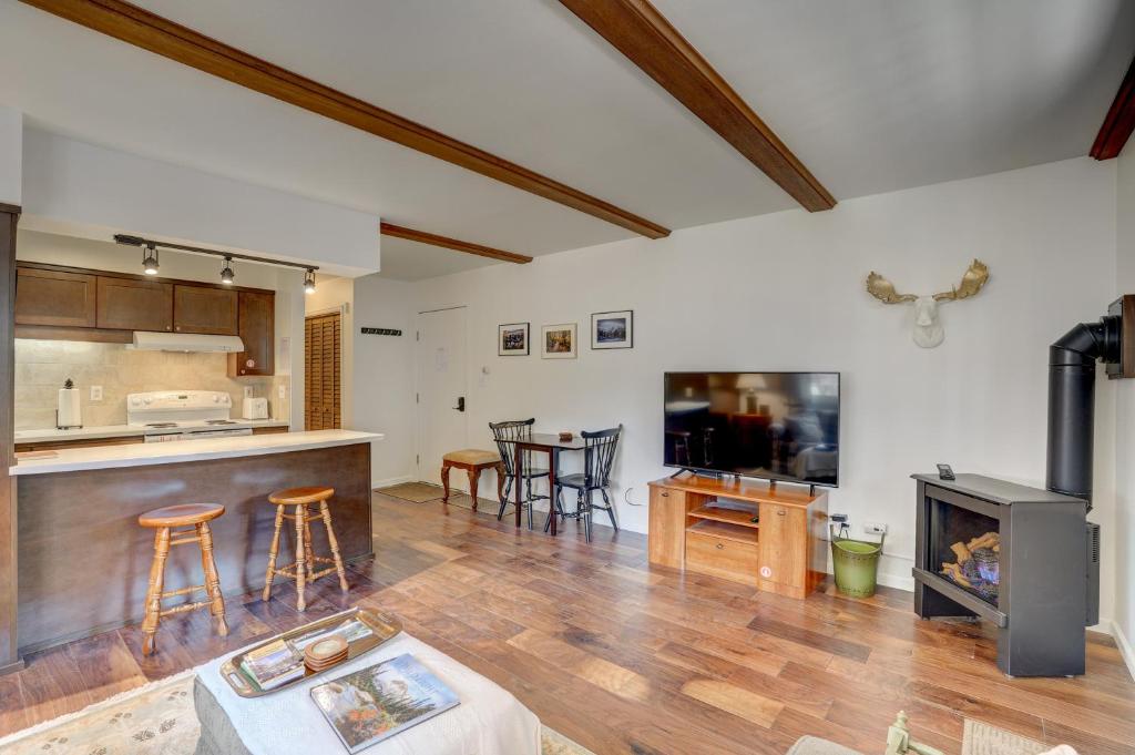 Fall River Casita photo 3