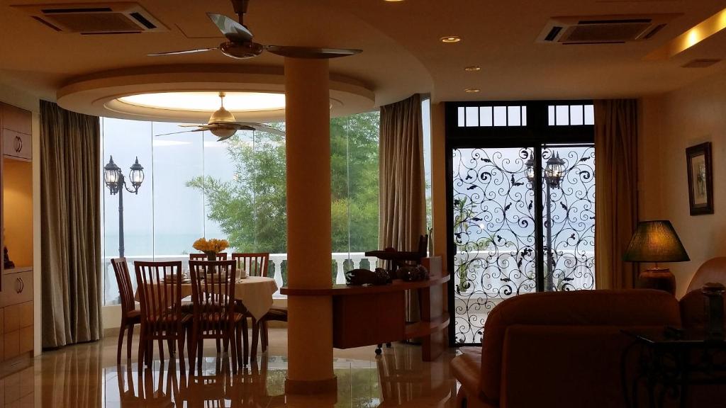 Tropical Sea View & Sunshine photo 4