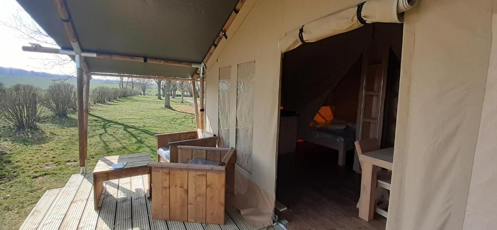 Tente Familiale au Camping Hautoreille photo 2