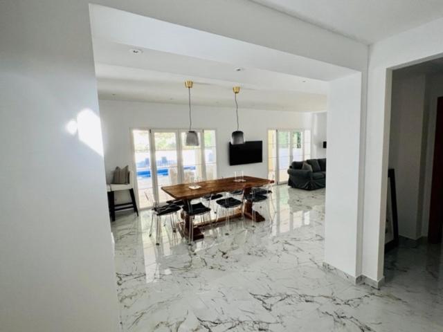 Exclusive Poolvilla Patricia - Camp de Mar photo 2