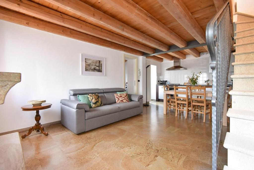 Calaone Wondeful Duplex Apartment con parcheggio x4 photo 2