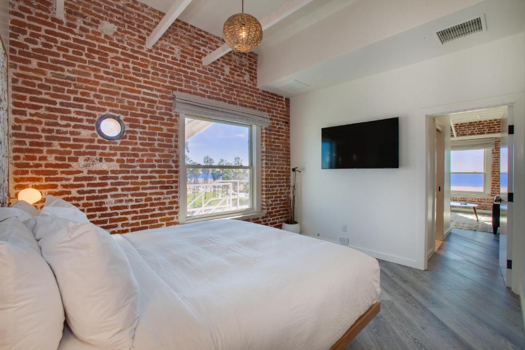 Venice V Hotel Room Type - Ocean Front One Bedroom Suite