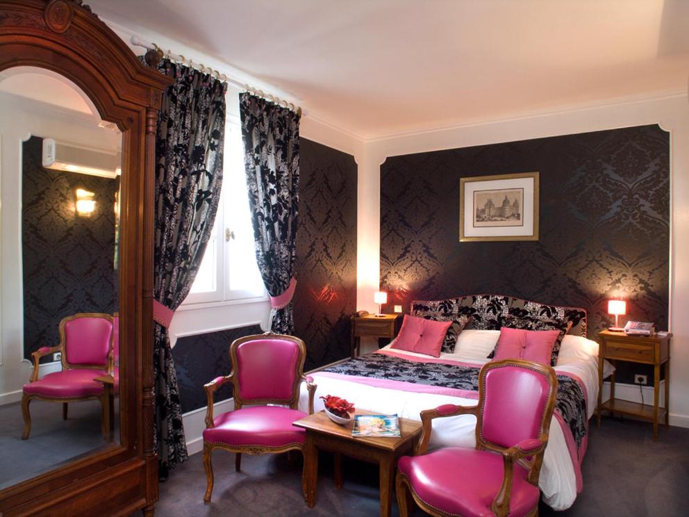 HOTEL LA COGNETTE A 25 Kilomètres de Châteauroux et 30 Kilomètres de Bourges photo 4