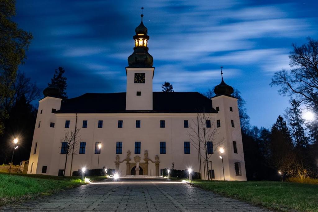 Zámek Třešť photo 4