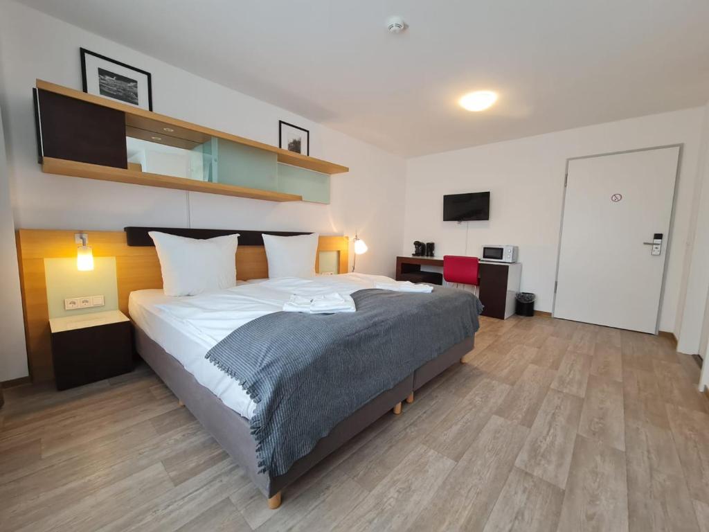 check-inn hotels - Offenbach photo 1