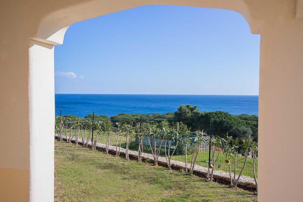 residence baia sant anna con piscina photo 3