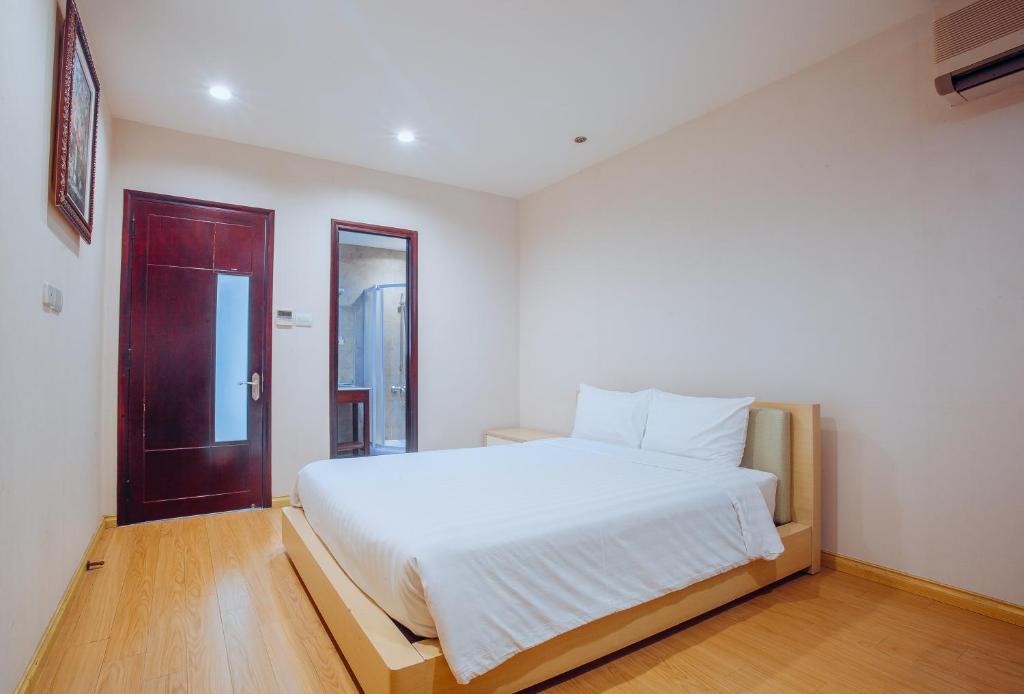 Khách Sạn Vĩnh Trung Plaza Apartments 