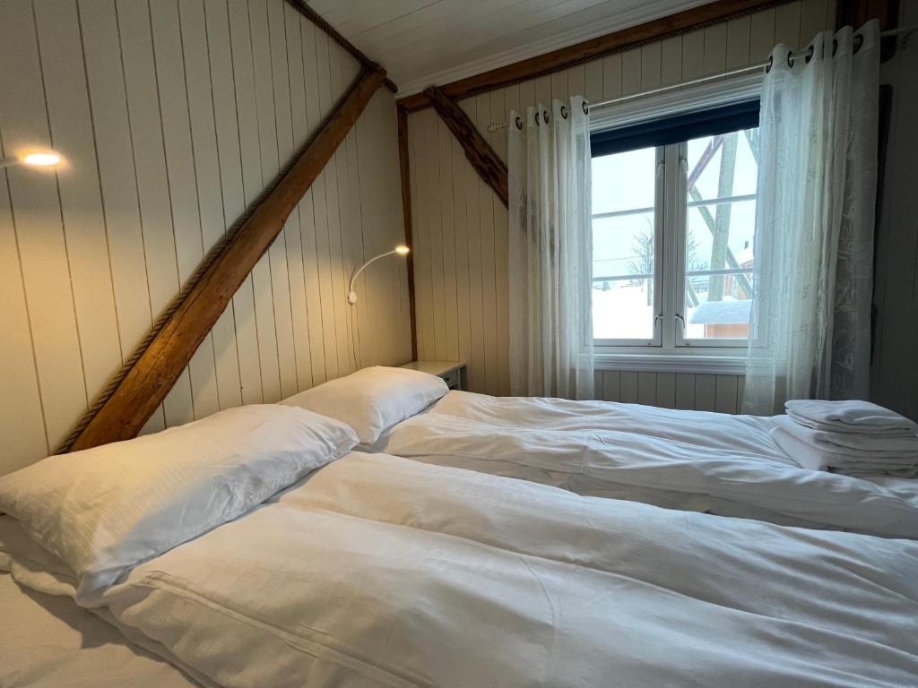 Sakrisøy Rorbuer photo 3