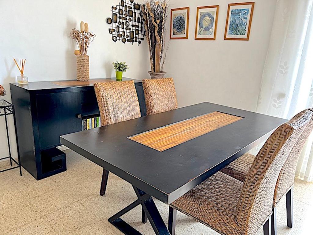 Detached villa, private pool only 10 minutes to beaches photo 4