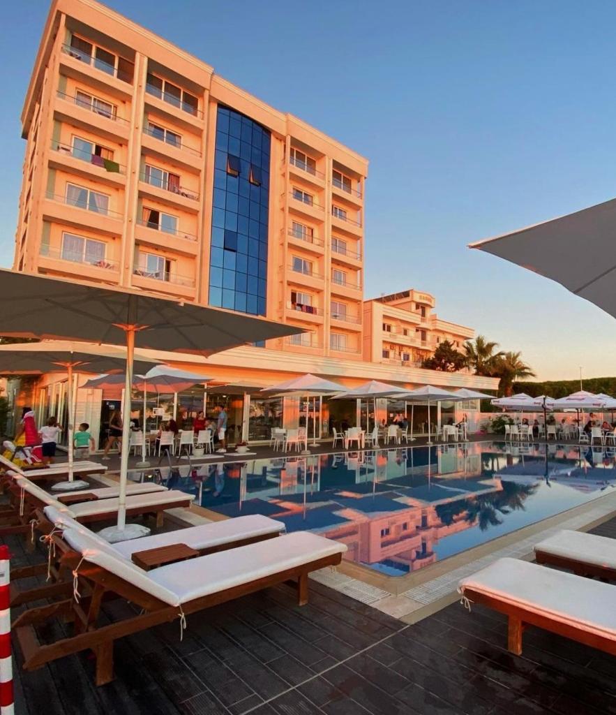 BluMare Resort