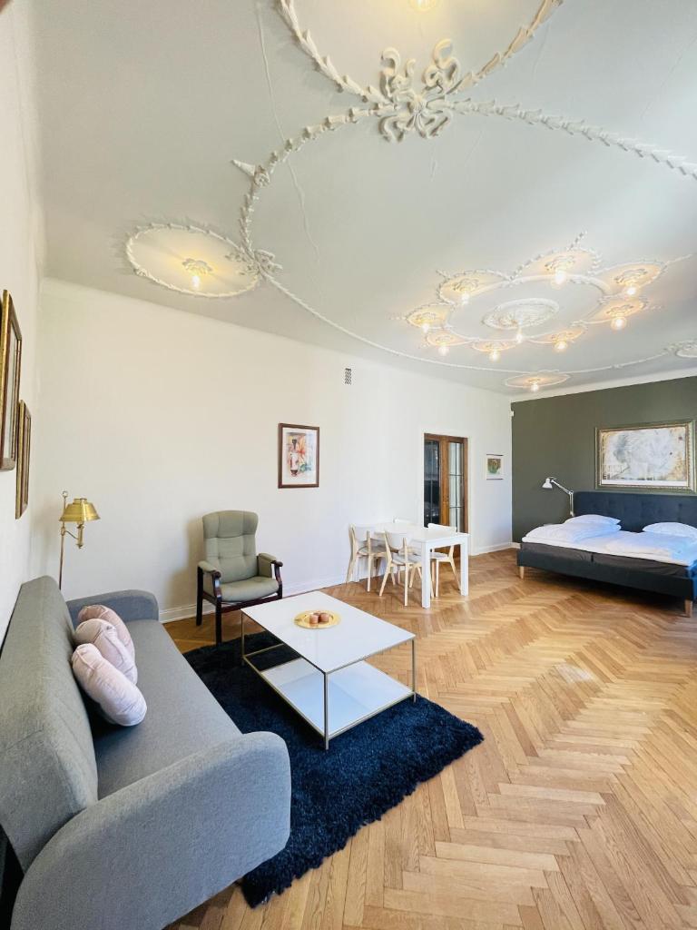 aday - Frederikshavn City Center - Luxurious room photo 3