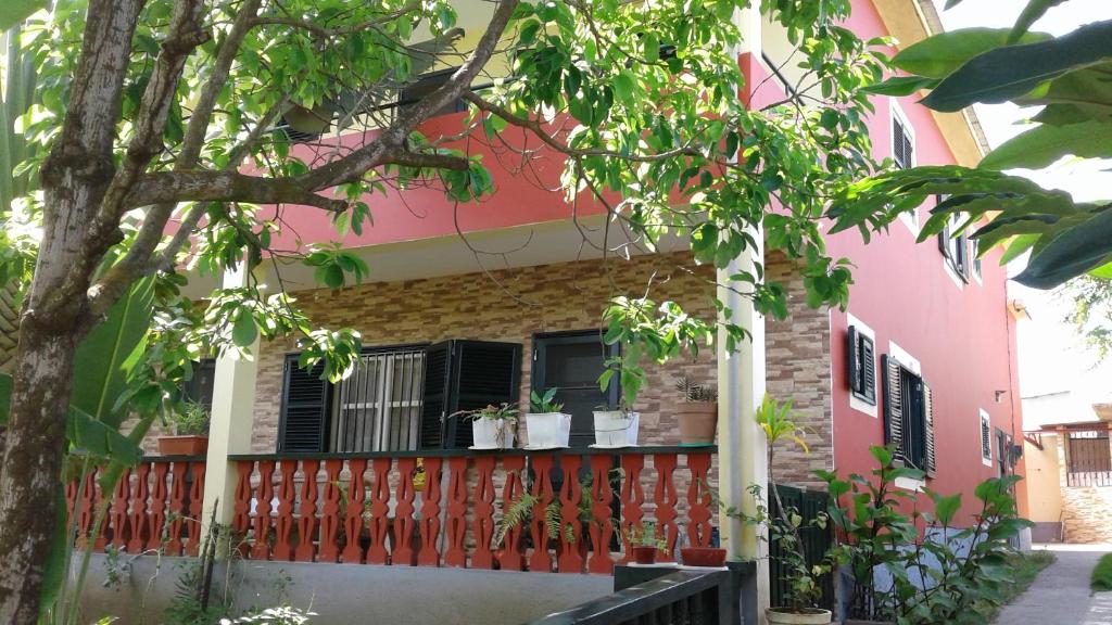 Santos`s House photo 1