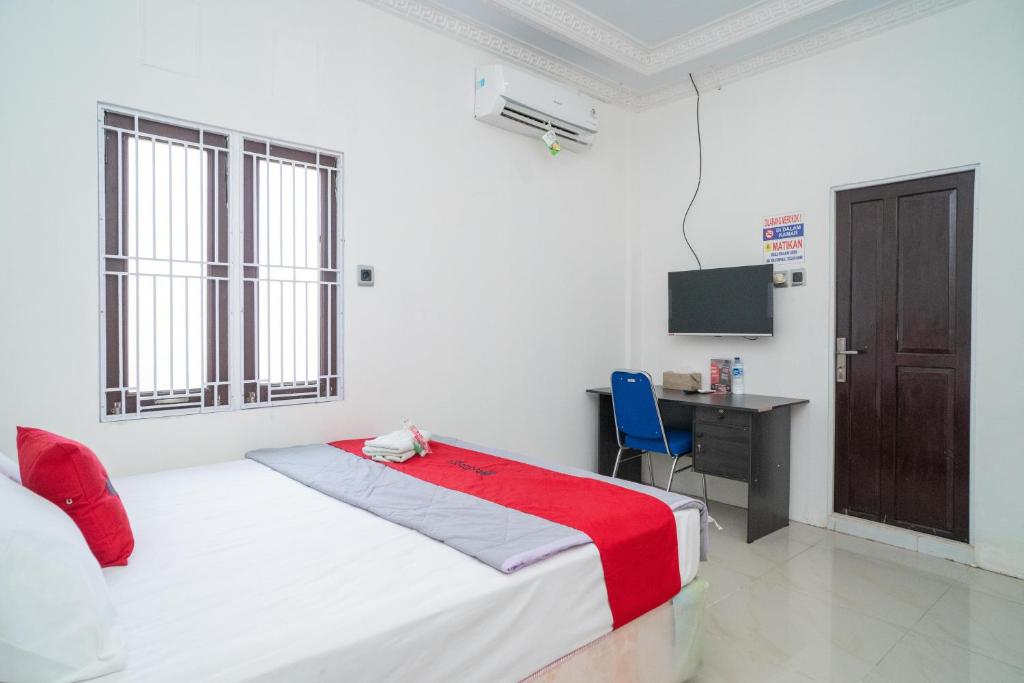 RedDoorz Syariah near Jalan A Yani KM 8 Citraland photo 2