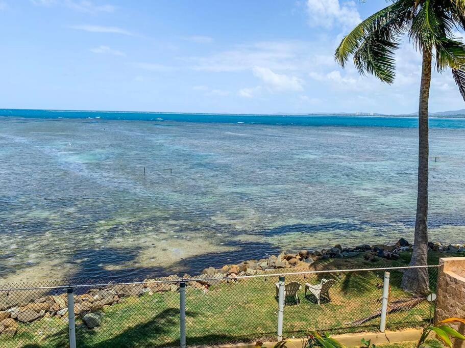 Newly Renovated 8 Bedroom Ocean Front Villa with Pool photo 4