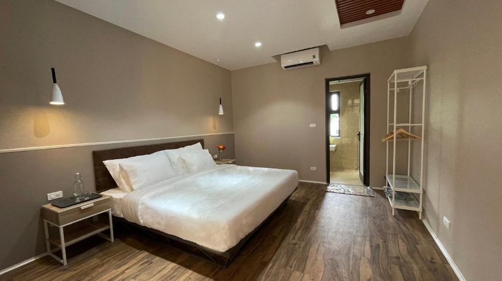 PHOENIX MINH CHÂU HOTEL