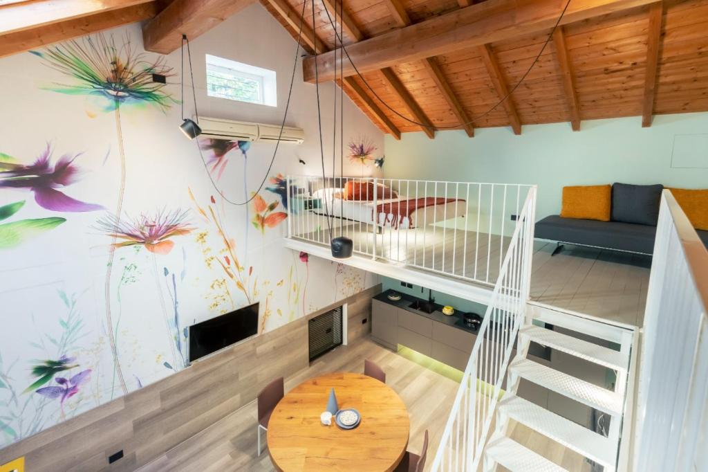 STUDIO MAV - design in PORTA ROMANA - Tap to explore photos
