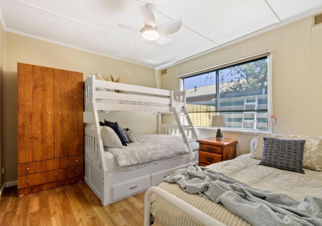 Metung Akora 2Bdrm Apartment 1 - Pets & Boats welcome! Close to Town, Free Wifi & Netflix photo 3