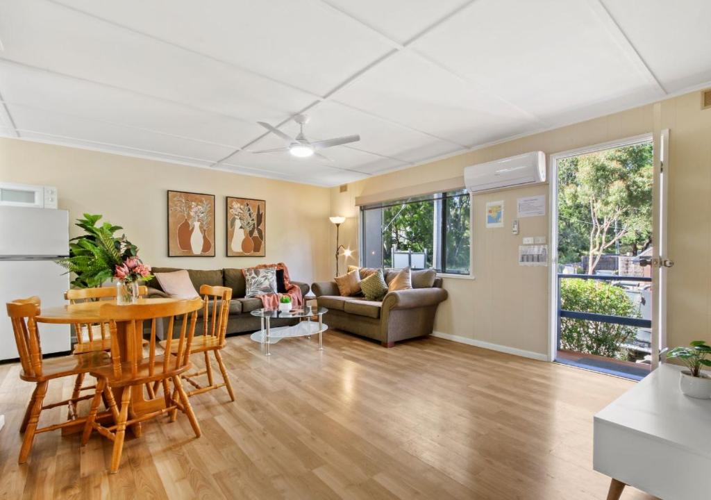 Metung Akora 2Bdrm Apartment 1 - Pets & Boats welcome! Close to Town, Free Wifi & Netflix photo 4
