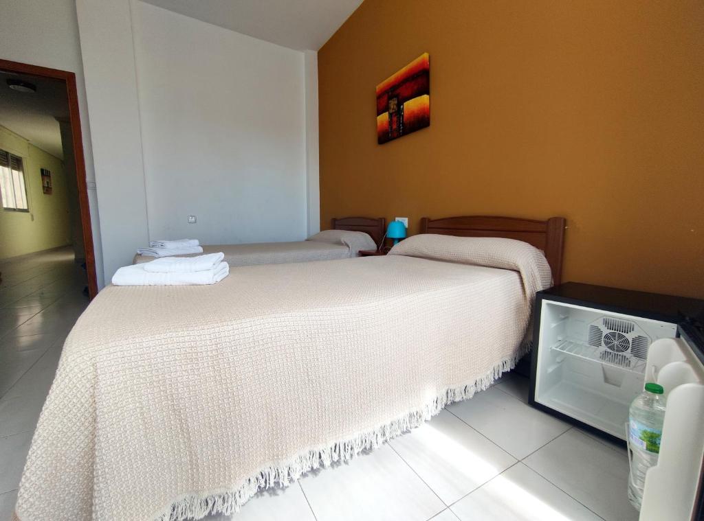 Hostal Neus photo 2