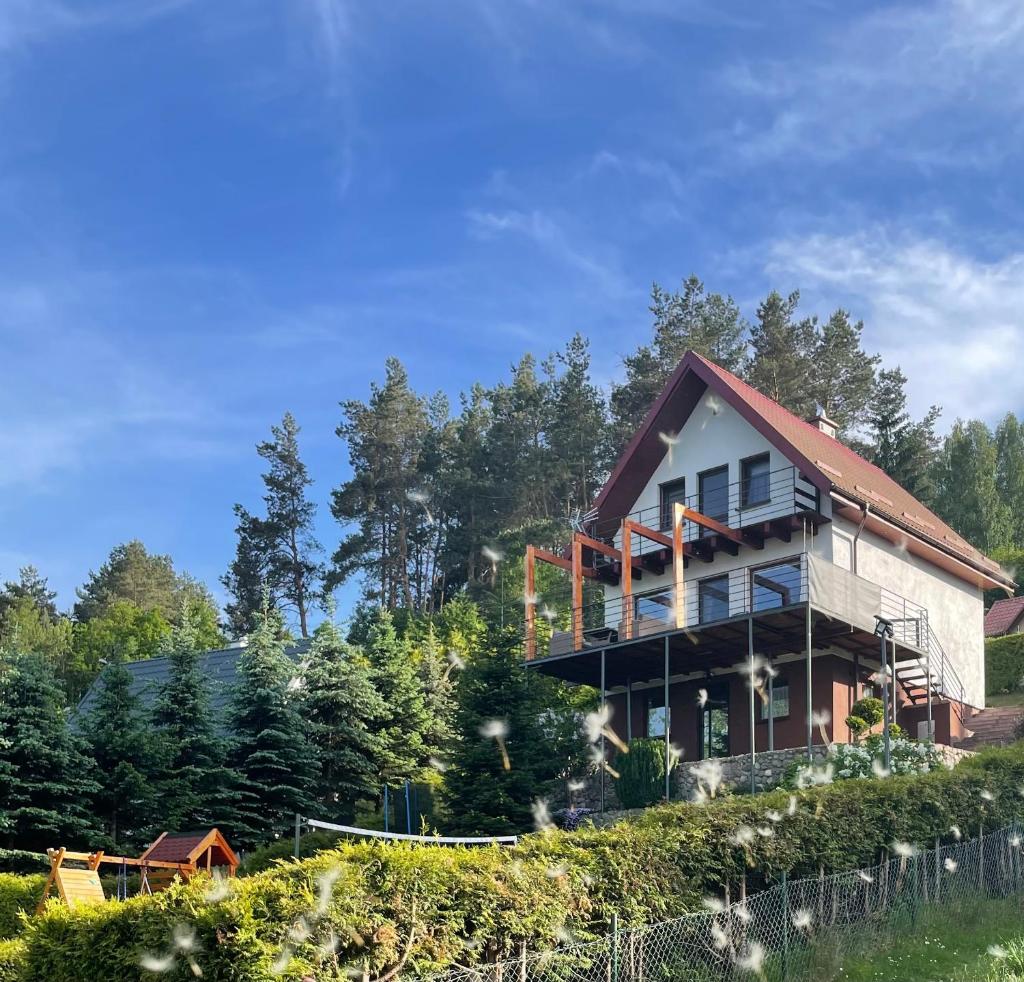 Wakacyjny Hartowiec - dom nad brzegiem jeziora photo 2