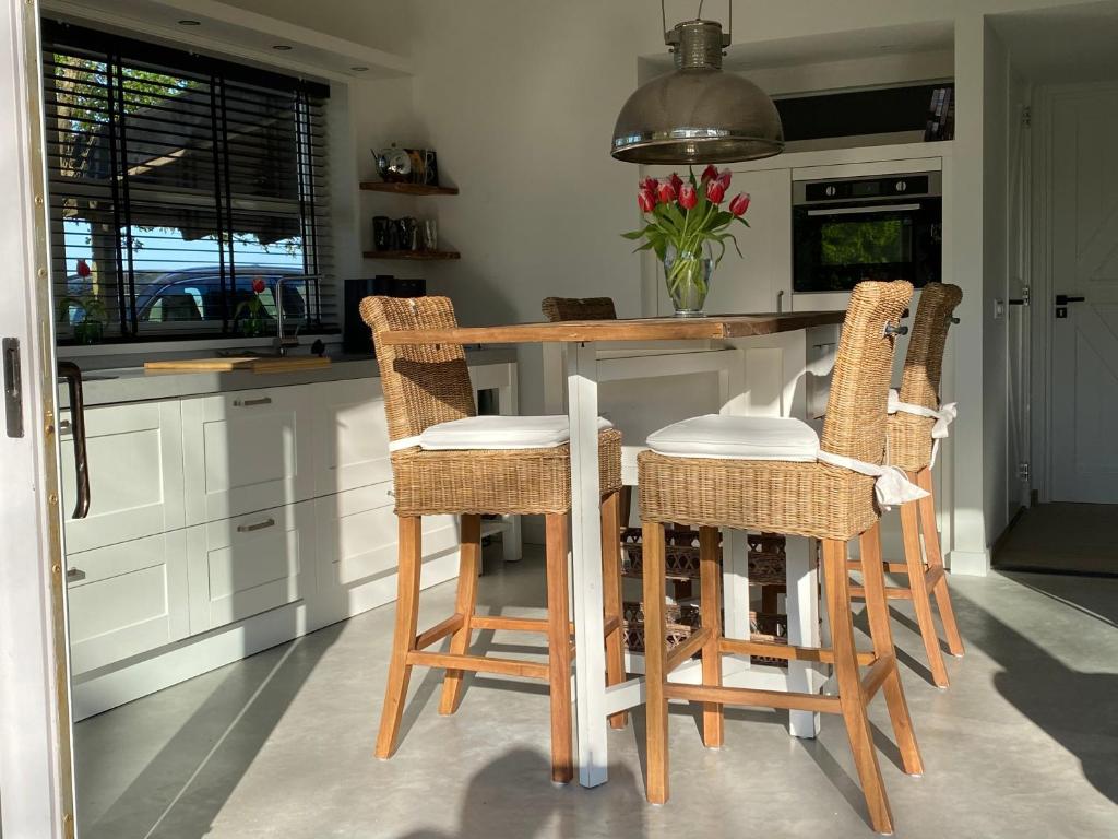 Holidayhome Geuzenhoeve op de Munnickaij photo 1
