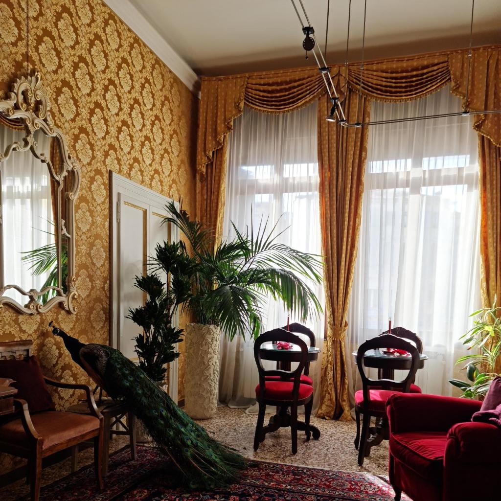 Luxury Suites in Venice-Friendly Venice Suites photo 3