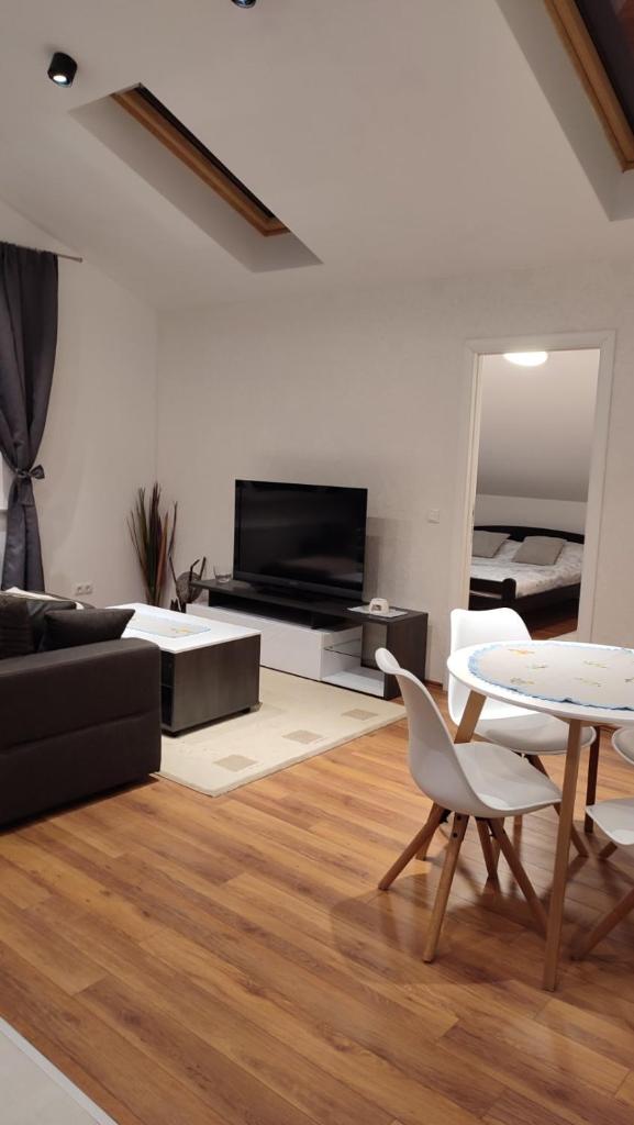 Apartman Lena photo 4