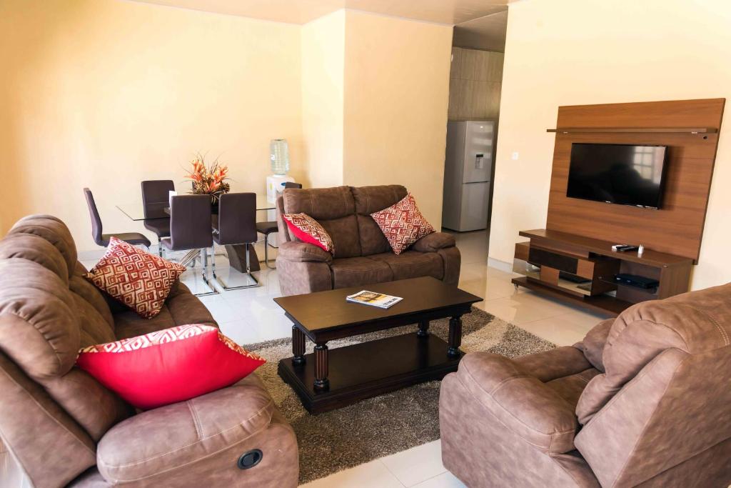 Luxurious Chimwemwe II - Kat-Onga Apartments photo 4