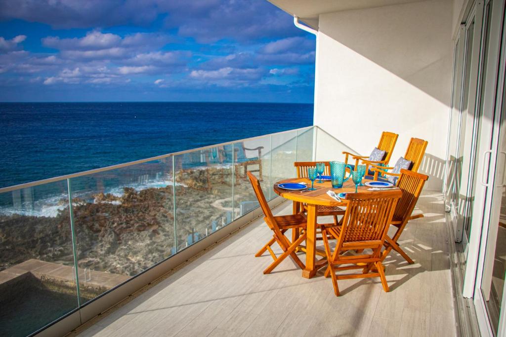 Lighthouse Point Residences photo 2