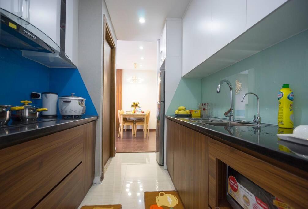 *Ha Long Homestay @ Sunrise Apartment- 4 BR