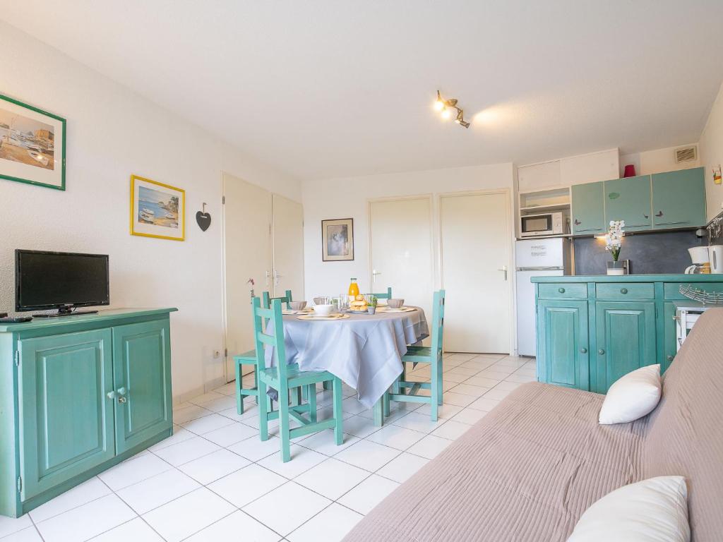 Apartment Les Goelettes-8 by Interhome photo 1
