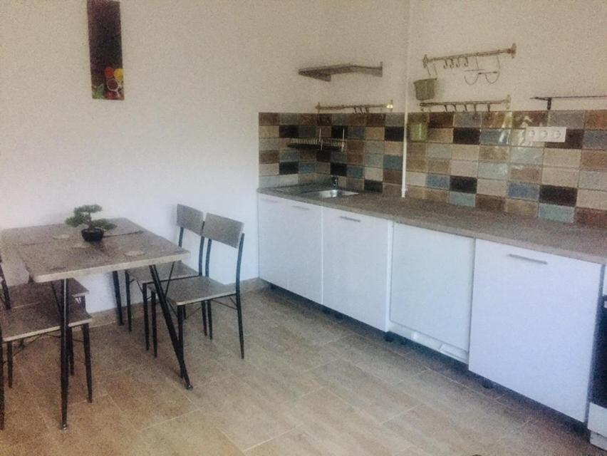 Lelle-kert Apartman 02 photo 1