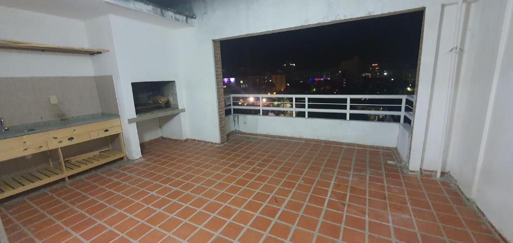 Departamento de 2 dormitorios con Terraza y Asador photo 3