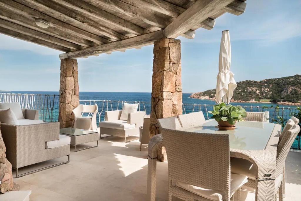 [VILLA SUL MARE] CON PISCINA E JACUZZI PRIVATA photo 1
