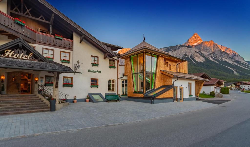 Hotel Tirolerhof - Familotel Zugspitze photo 1