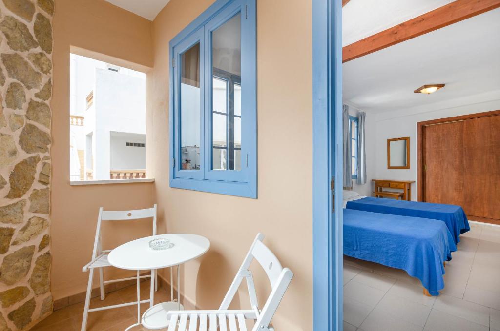 Hostal Marina photo 3