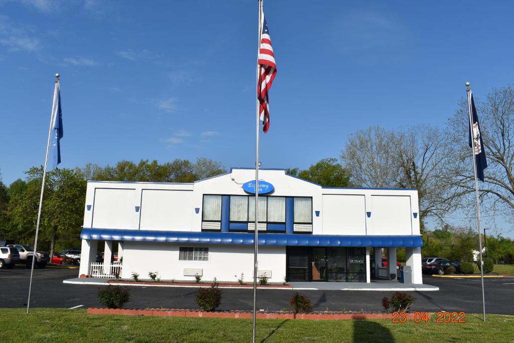 Economy Inn image