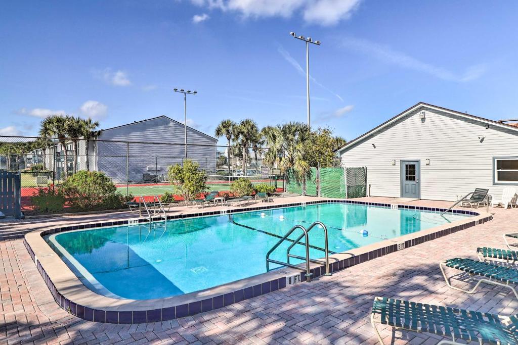 Quaint Condo Less Than Half Mi to Fort Clinch Beach! photo 2
