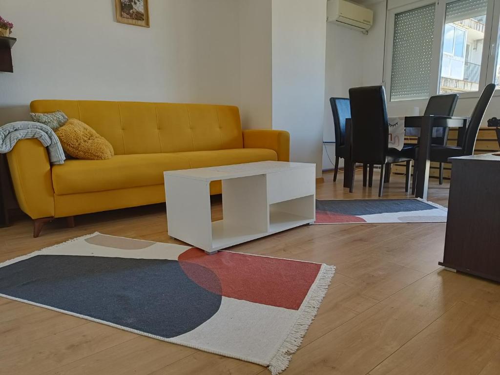 Apartment Dorcol photo 2